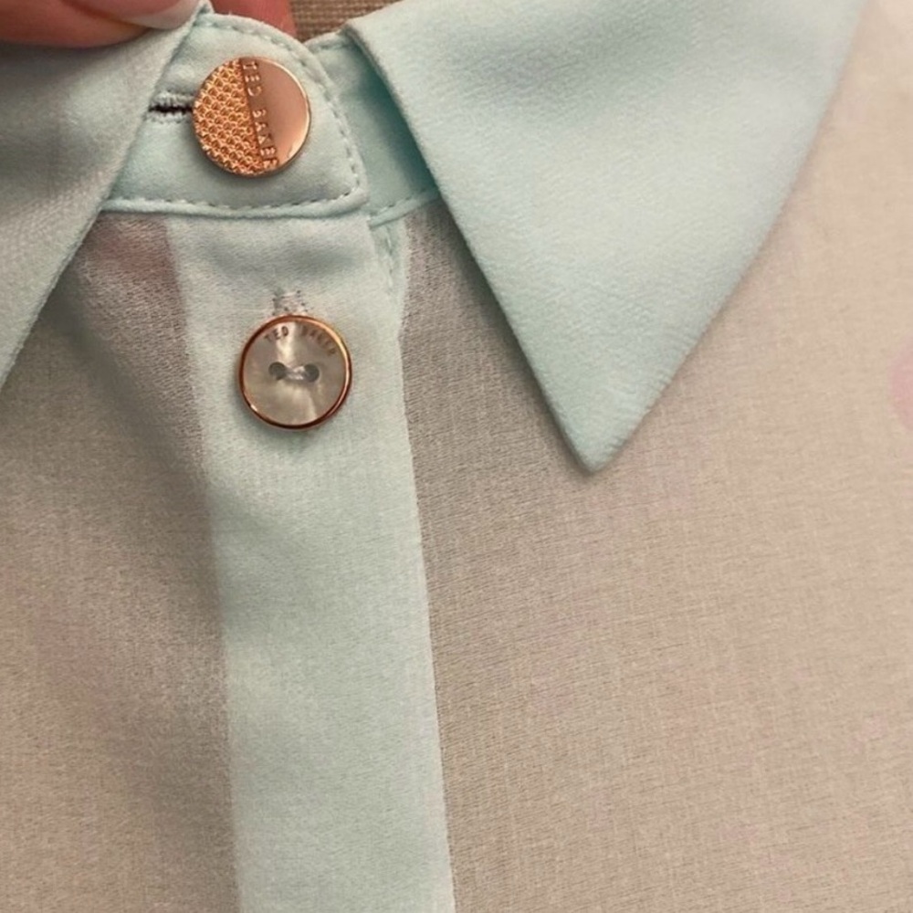 NWT Ted Baker Sheer Floral Button-Down Blouse - Light Blue/Pink - Picture 4 of 15